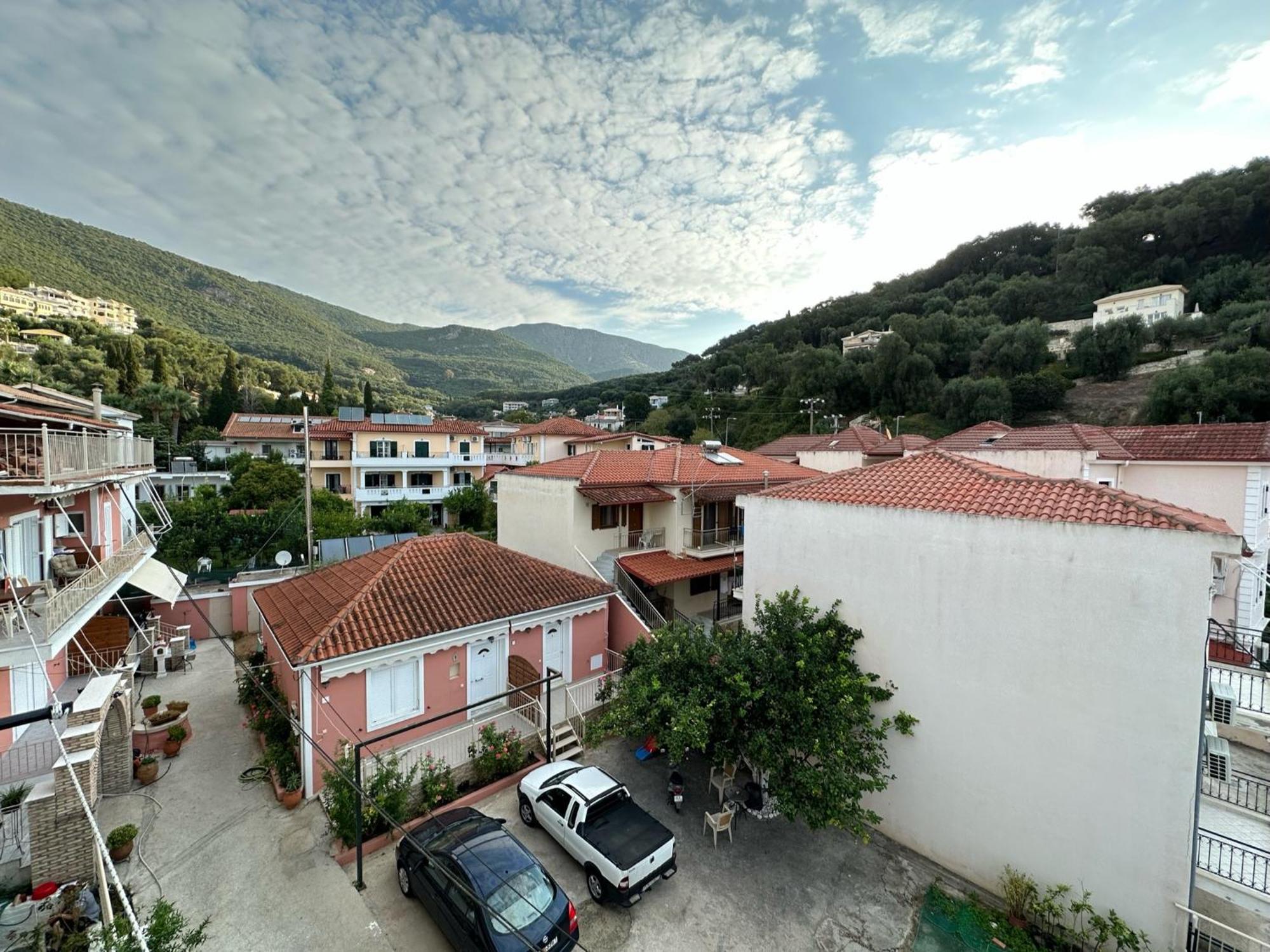Hotel Galini ปาร์กา ภายนอก รูปภาพ